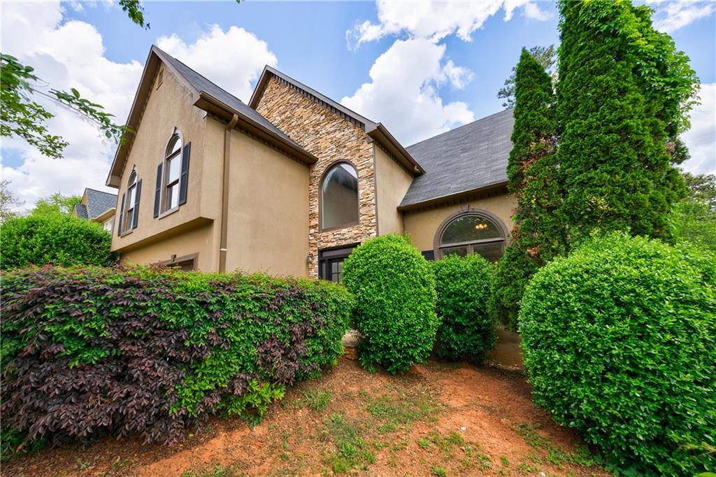 1523 Fallen Leaf Dr., Marietta, GA 30064