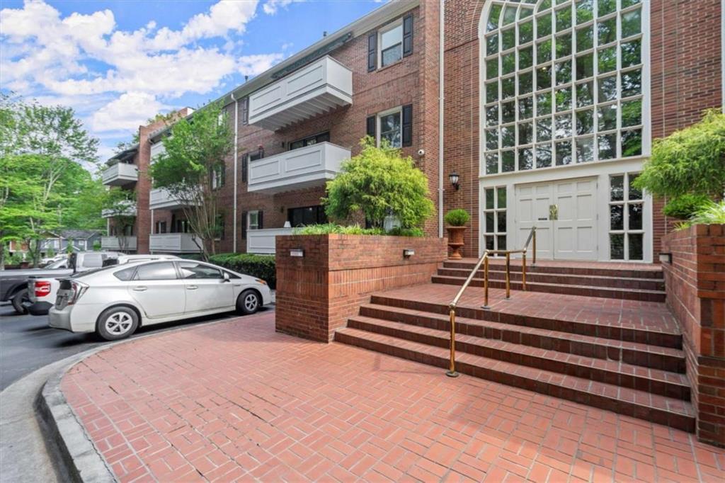 305 Ridley Howard Ct., Decatur, GA 30030