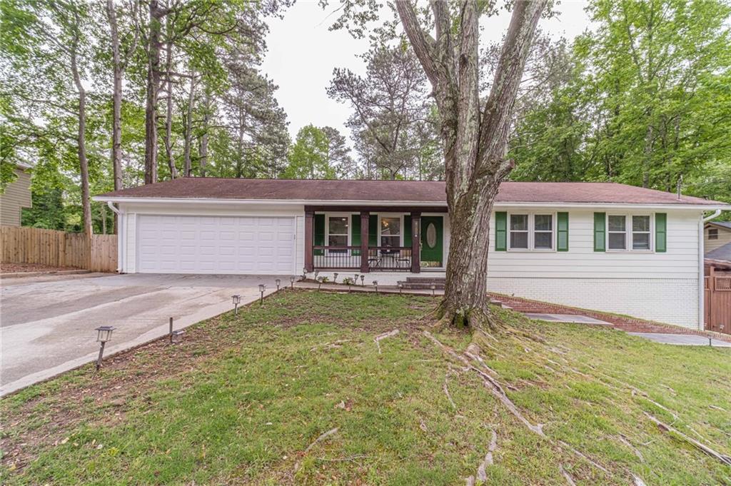 4100 Springlake Cir., Buford, GA 30519