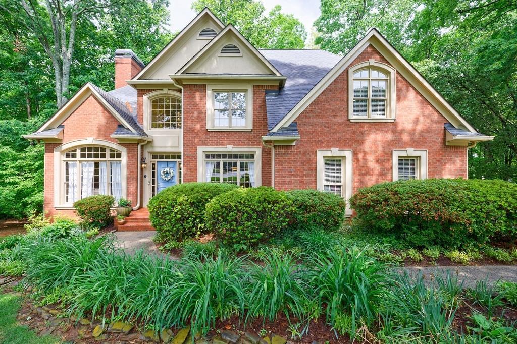 745 Devon Hill Ct., Roswell, GA 30075