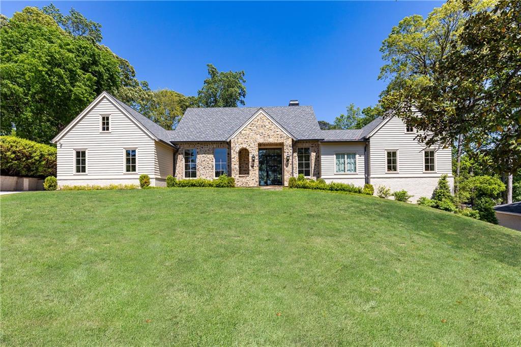 4785 Brinkley Ln., Atlanta, GA 30342