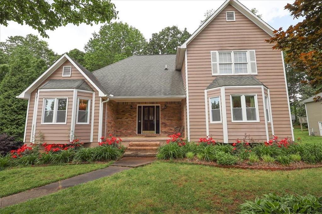5665 Stewart Woods Dr., Douglasville, GA 30135