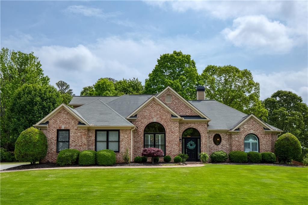 710 Eastbourne Ct., Alpharetta, GA 30005