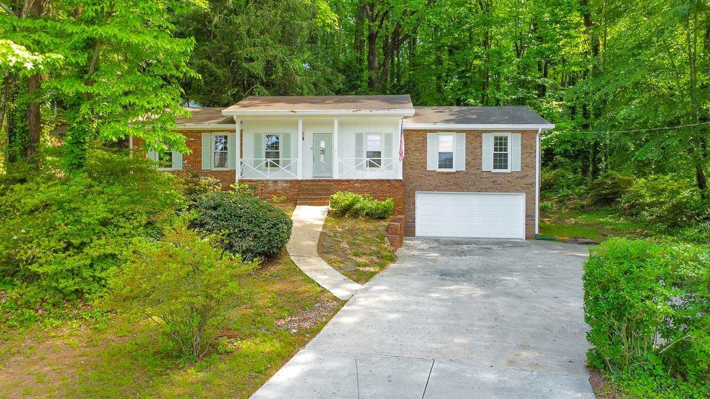 1584 Allgood Rd., Marietta, GA 30062