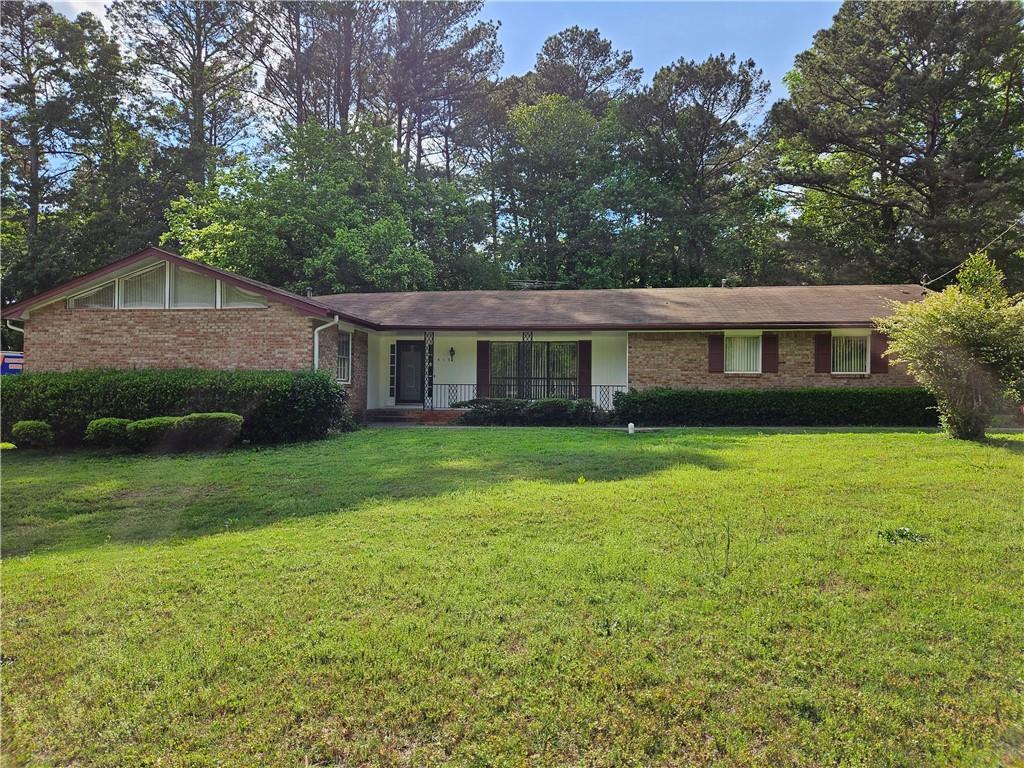 417 Ohern Ct., Stone Mountain, GA 30088