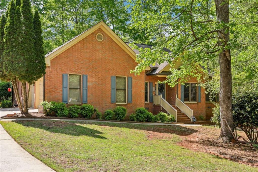318 Dogwood Trace, Mcdonough, GA 30252