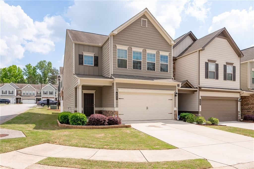 406 Crescent Woode Dr., Dallas, GA 30157