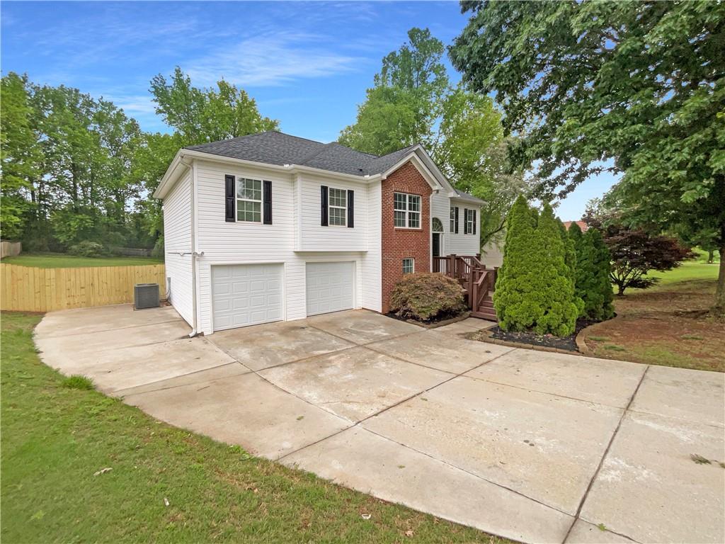 585 Bailey Dr., Jefferson, GA 30549