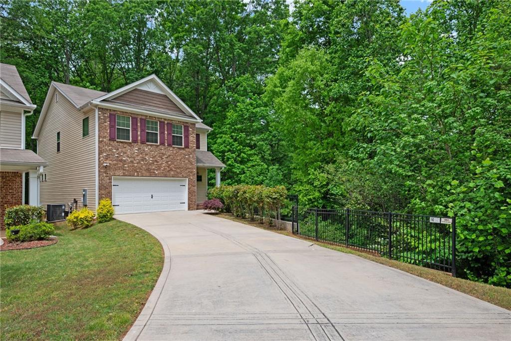 5729 Westin Cir., Flowery Branch, GA 30542