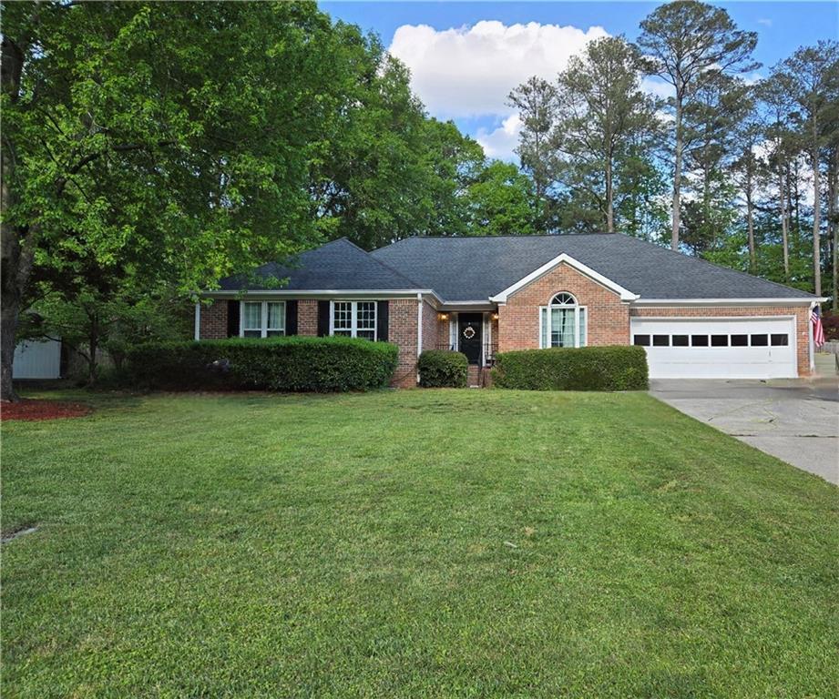 1050 Chestnut Hill Cir., Marietta, GA 30064