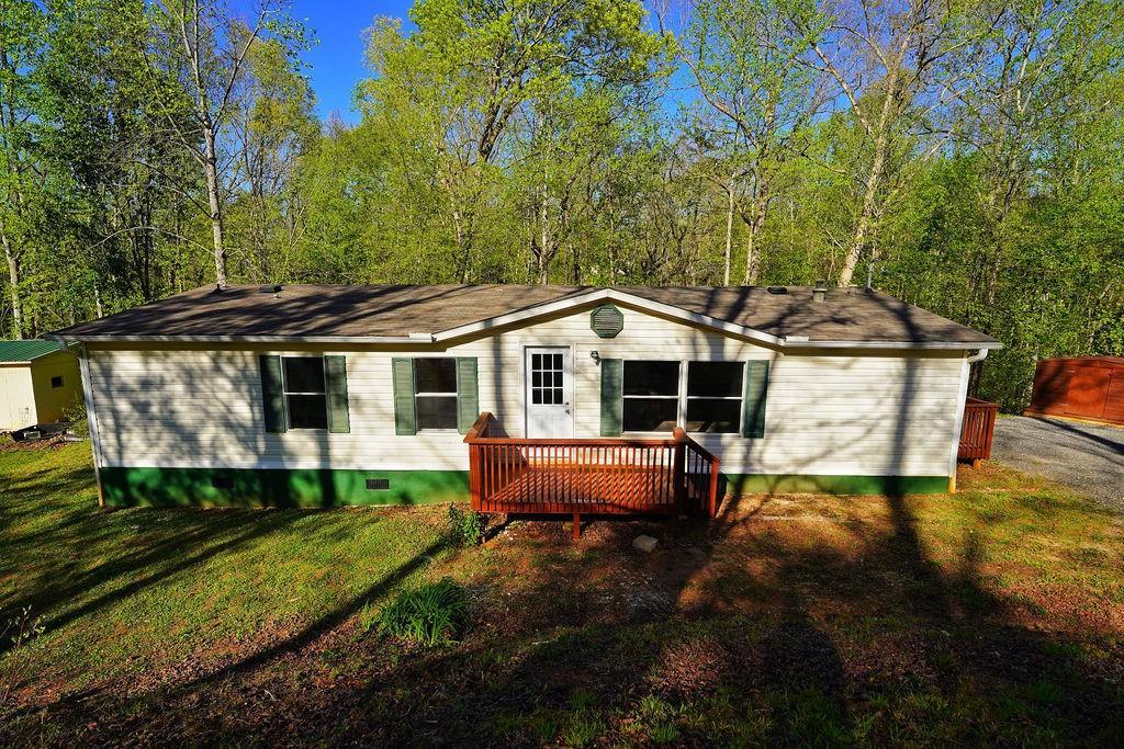 116 Chivalry Ln., Ball Ground, GA 30107