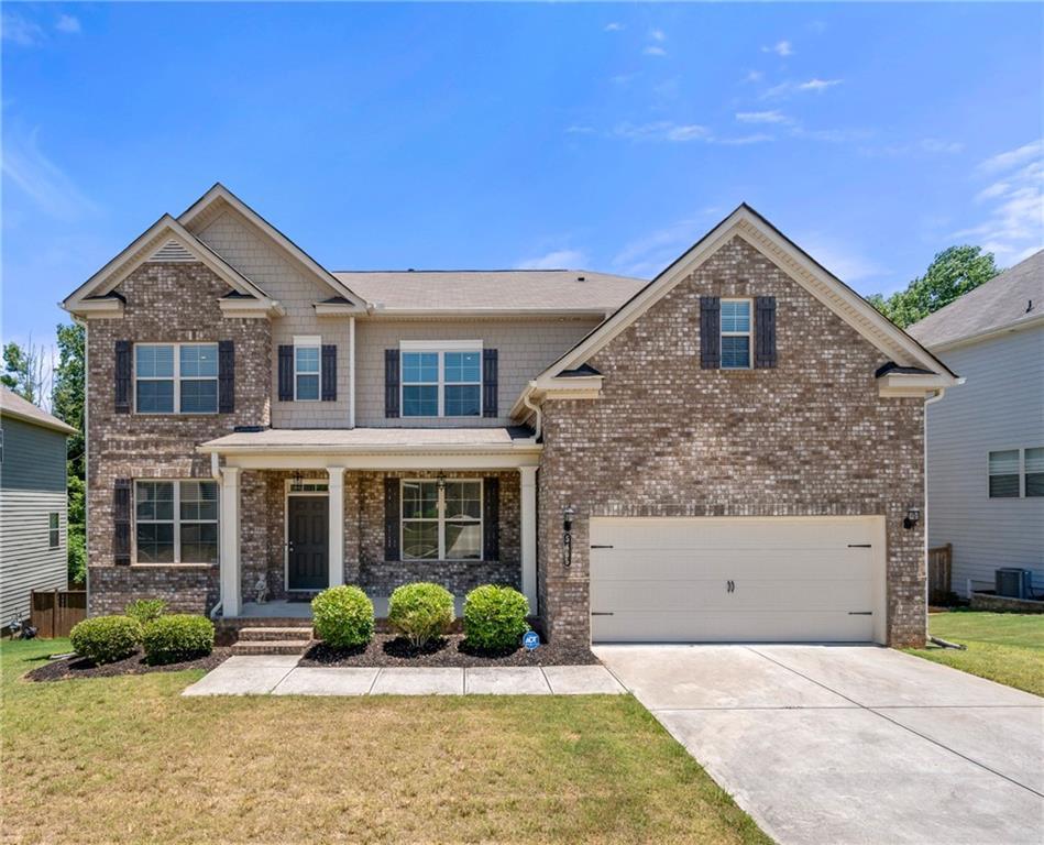 5465 Mirror Lake Dr., Cumming, GA 30028
