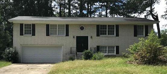 6307 Thornhedge Dr., Riverdale, GA 30296