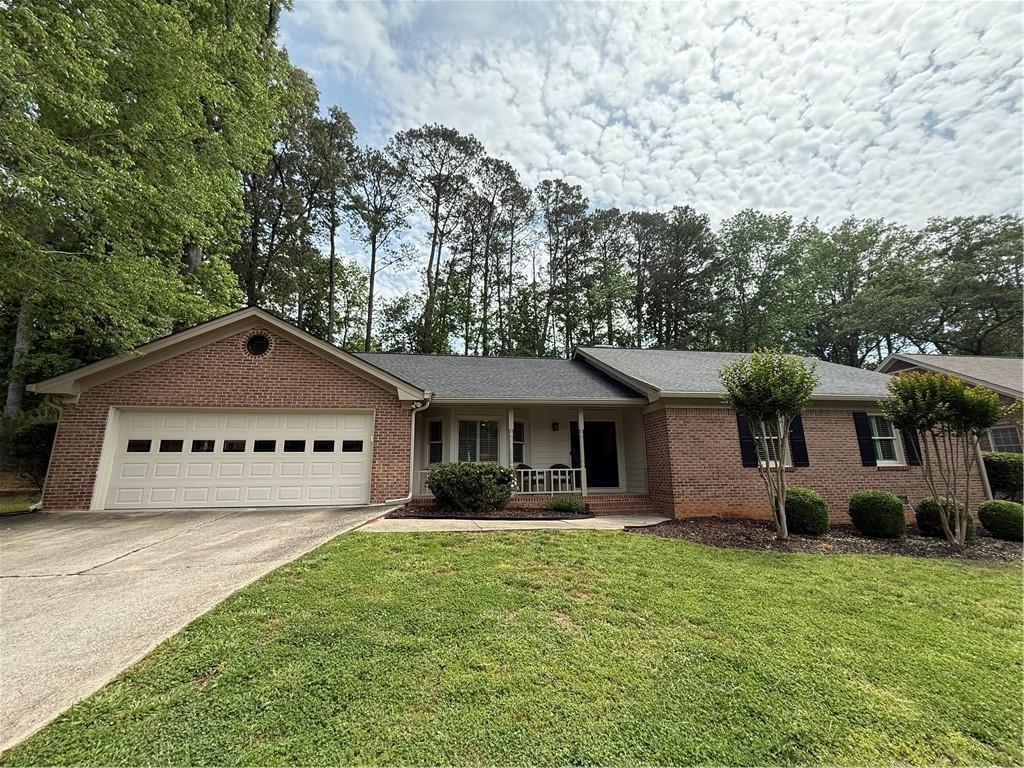 4255 Amberglade Ct., Peachtree Corners, GA 30092