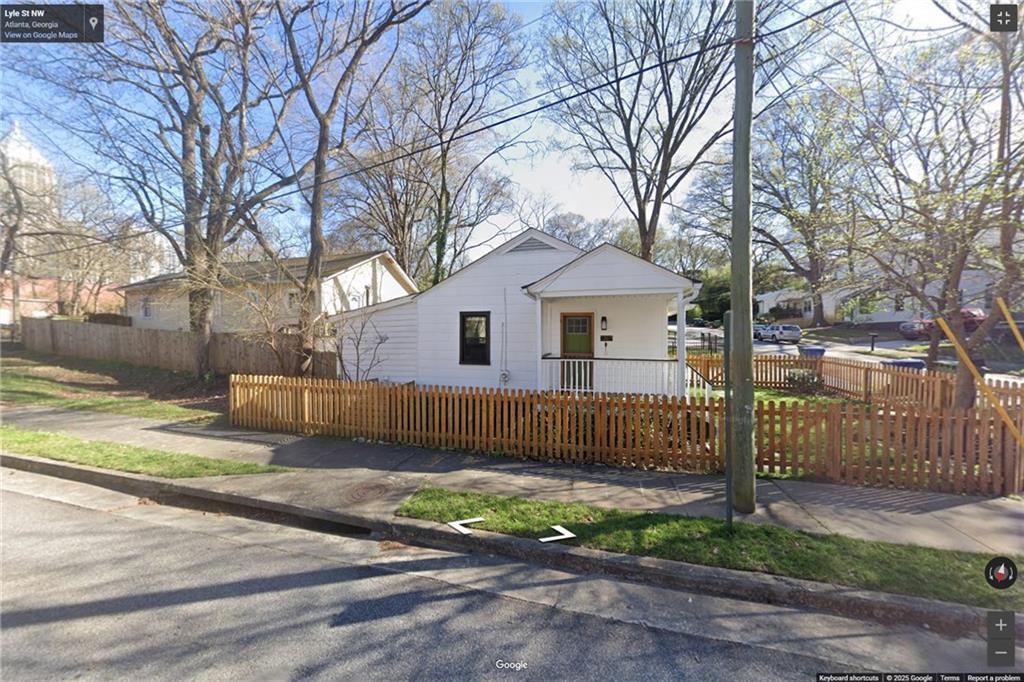 1267 Lyle Pl., Atlanta, GA 30318