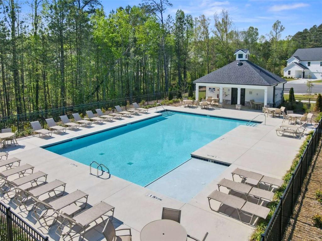 100 Summerwood Ln., Dawsonville, GA 30534