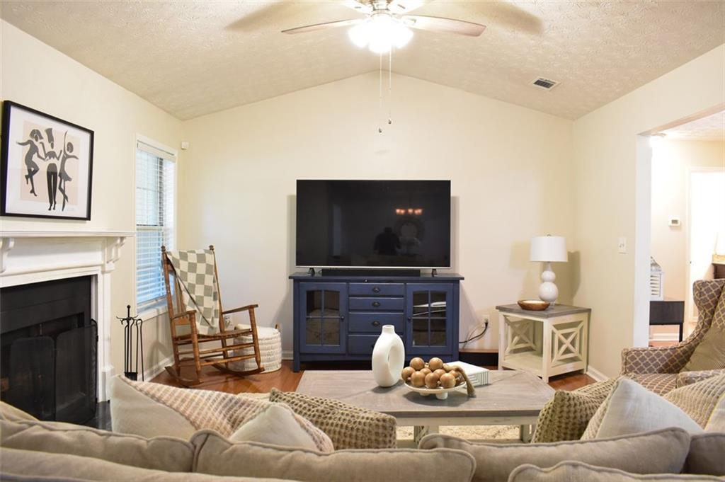 1676 Northridge Dr., Morrow, GA 30260