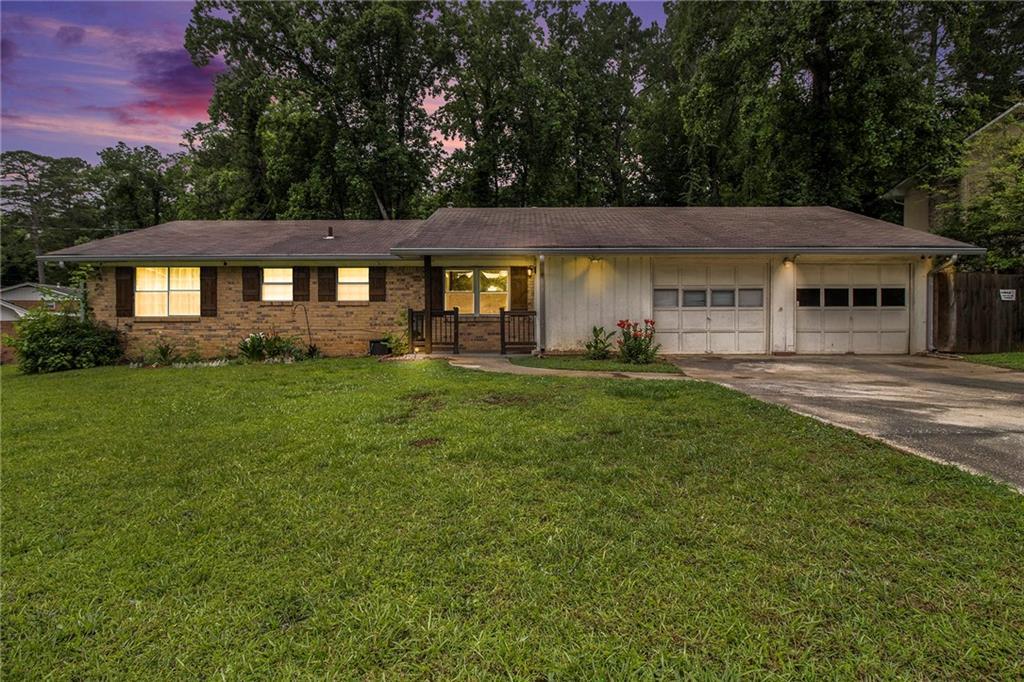1239 Sharonton Dr., Stone Mountain, GA 30083