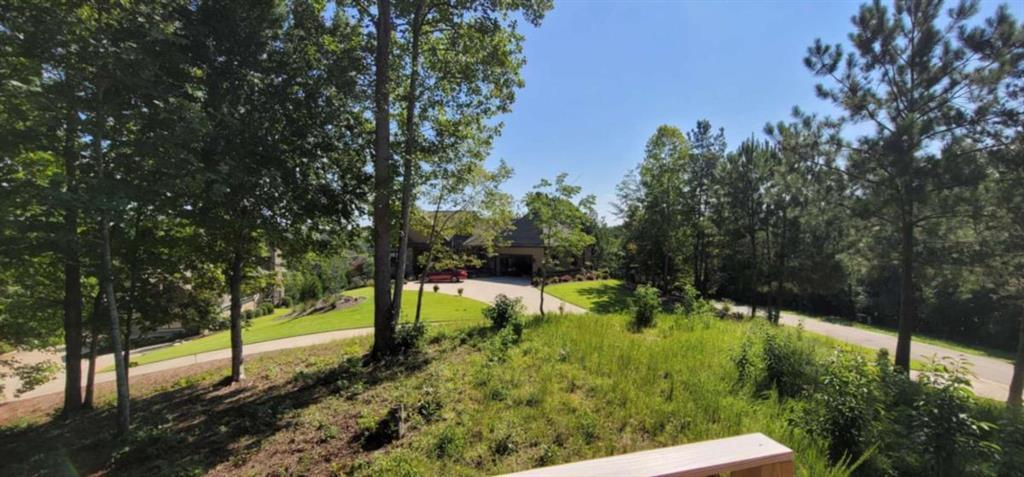915 N Edgewater Tr., Toccoa, GA 30577