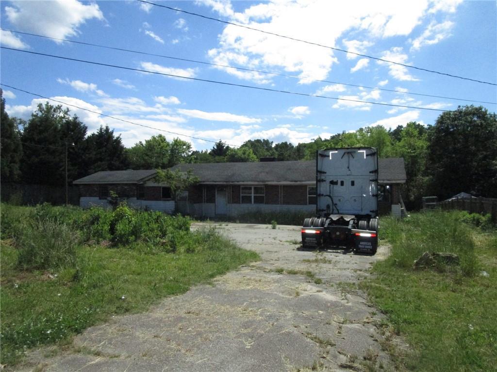 2116 Memorial Park Dr., Gainesville, GA 30504