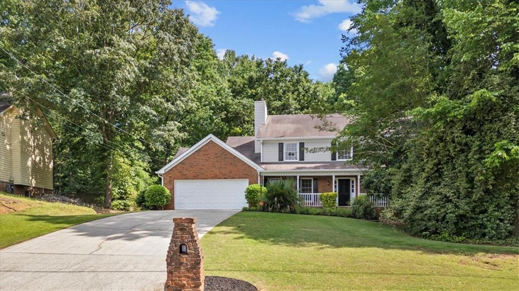 4524 Shumart Dr., Snellville, GA 30039