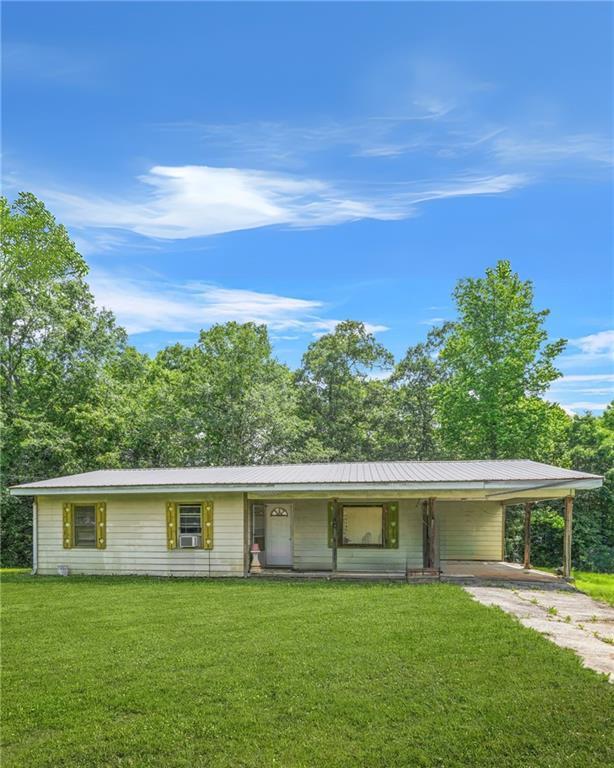 415 Gray Rd., Carrollton, GA 30116