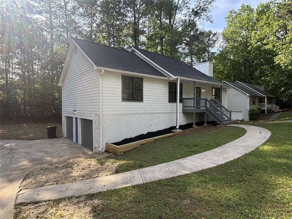 600 Mary Erna Dr., Fairburn, GA 30213