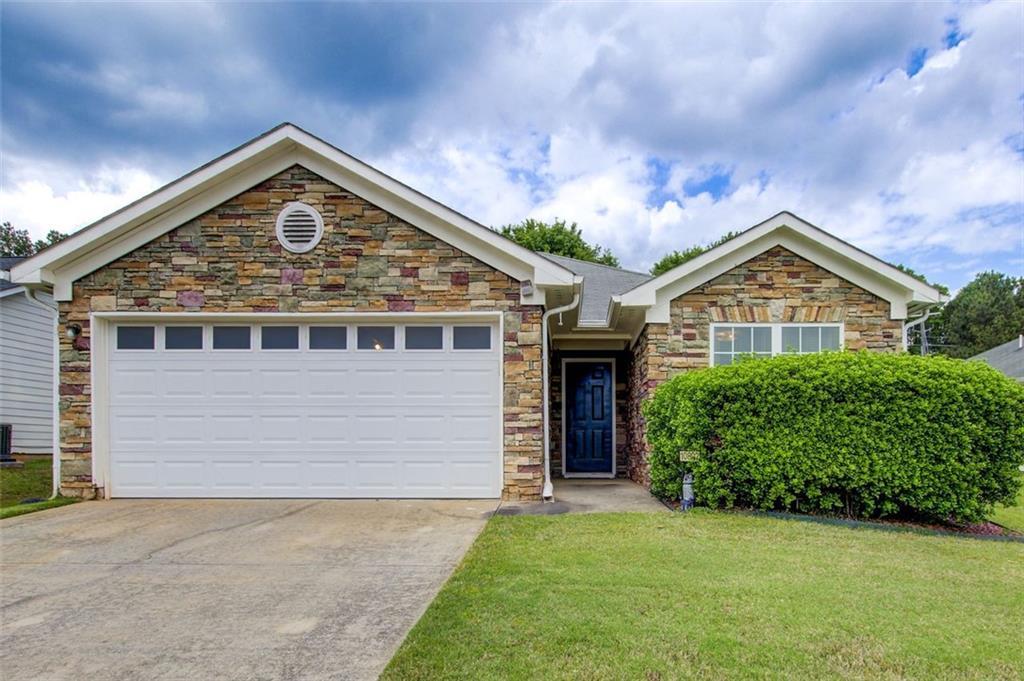 10892 Big Sky Dr., Hampton, GA 30228