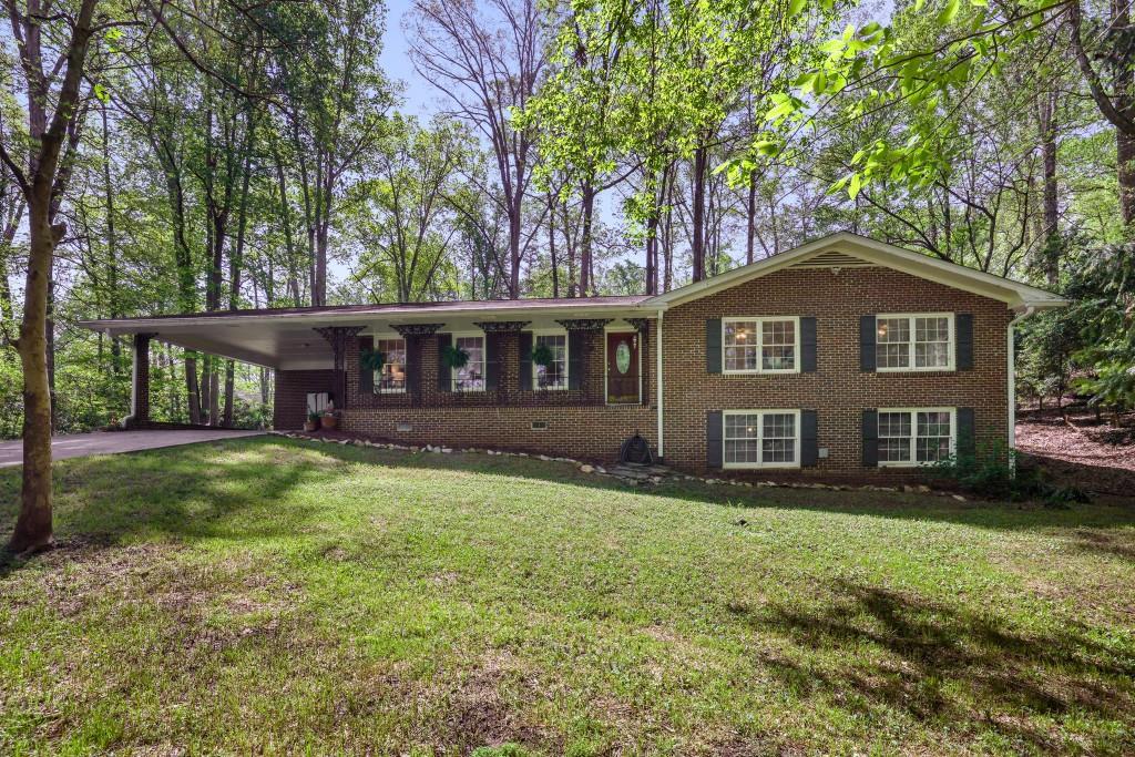 4730 Geneva Dr., Lilburn, GA 30047