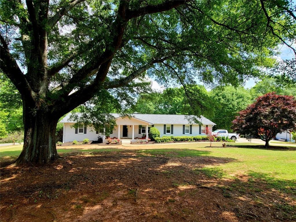 3415 Trickum Rd., Woodstock, GA 30188