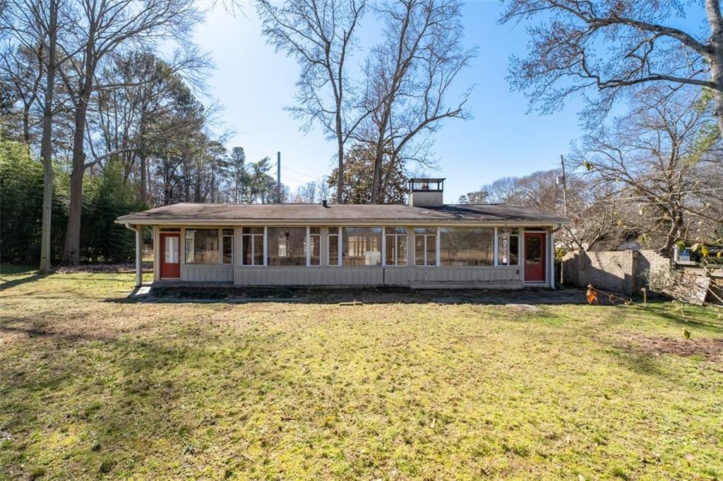 382 Golfview Rd., Atlanta, GA 30309