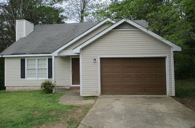 785 Redland Dr., Jonesboro, GA 30238