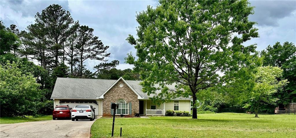 129 Lakepointe Ct., Stockbridge, GA 30281