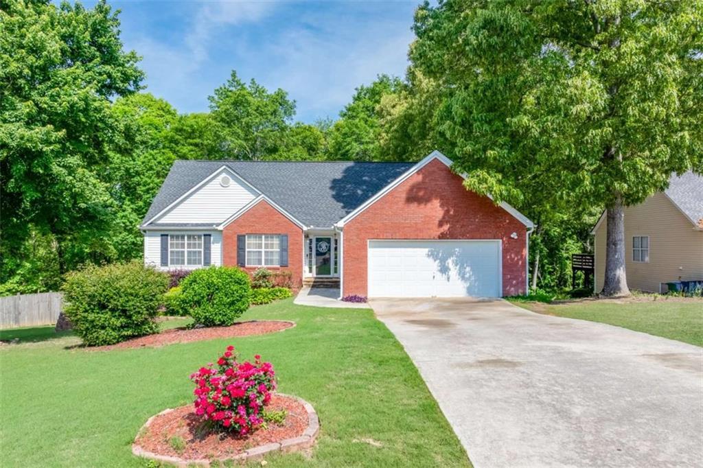 1720 Alcovy River Dr., Dacula, GA 30019