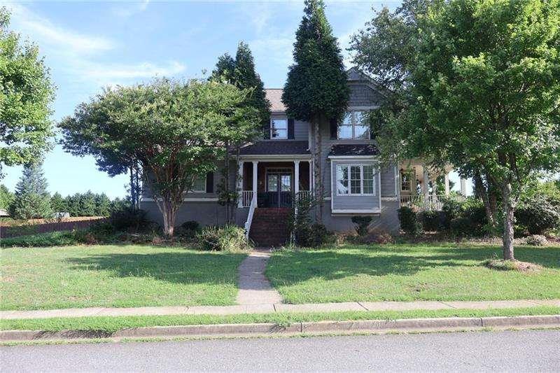 1699 Little Fox Ln., Dacula, GA 30019