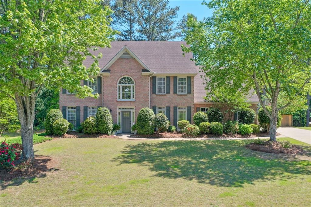 630 Silverberry Ln., Sugar Hill, GA 30518