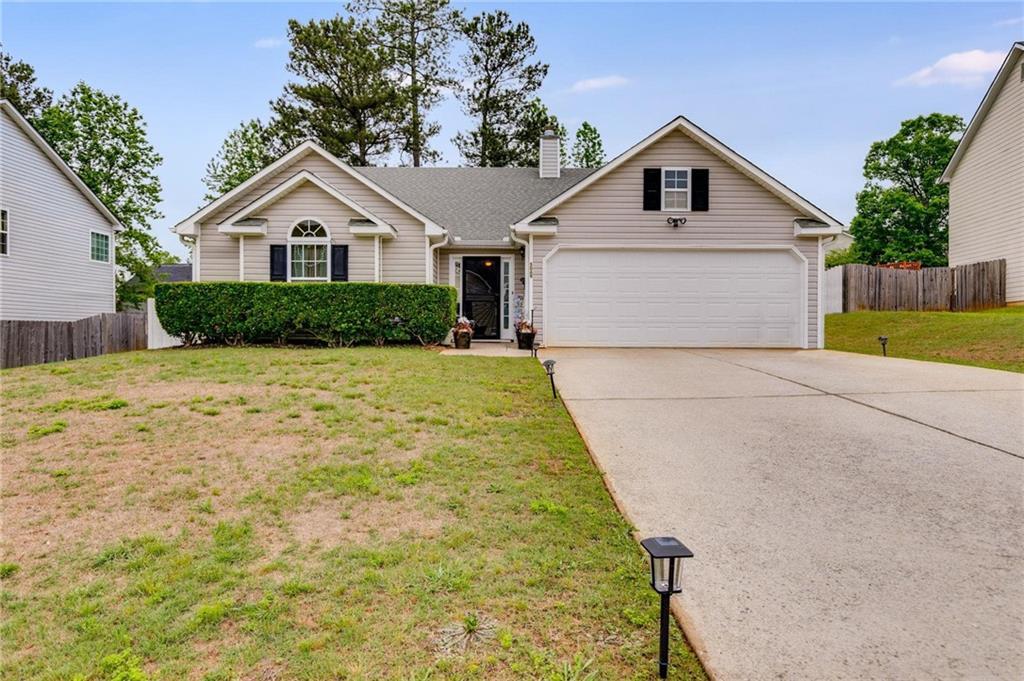 5069 Luxford Dr., Douglasville, GA 30135