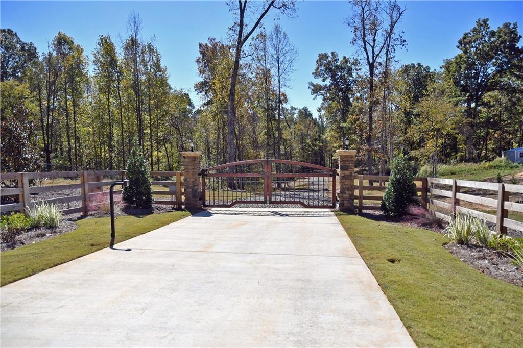 352 Mulberry Rd., Winder, GA 30680