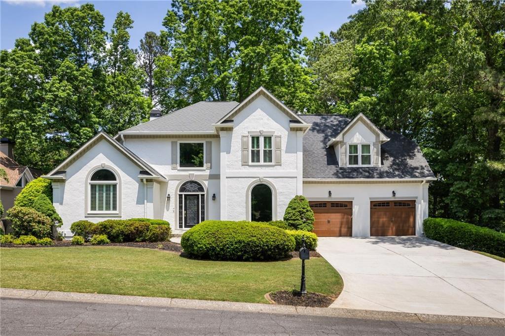 2912 Dunhill Tr., Woodstock, GA 30189