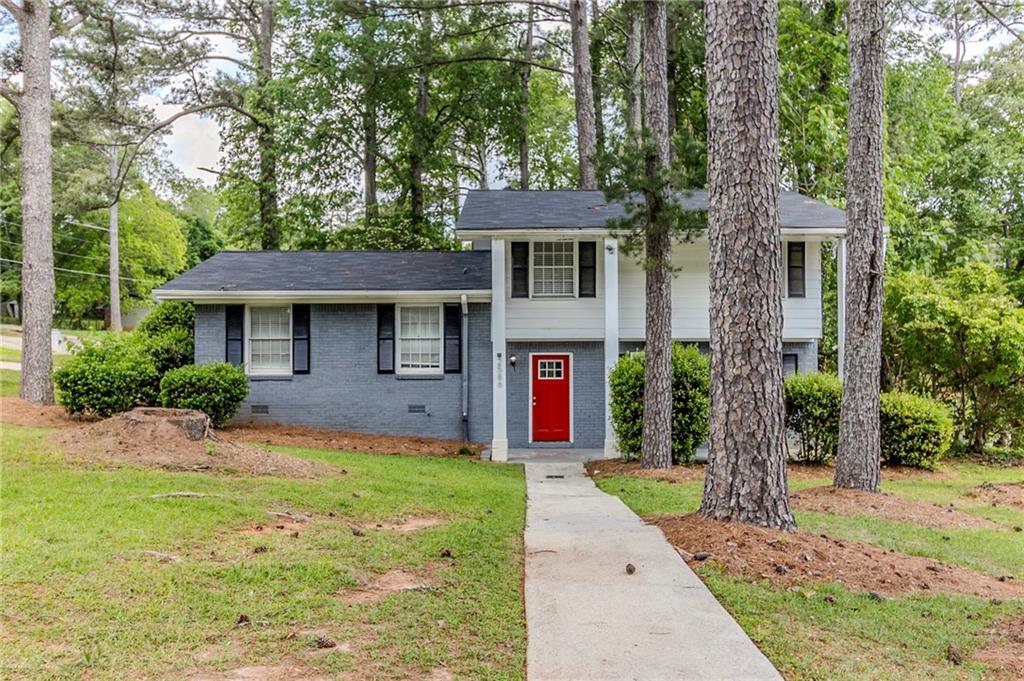 2586 Williamsburg Dr., Decatur, GA 30034
