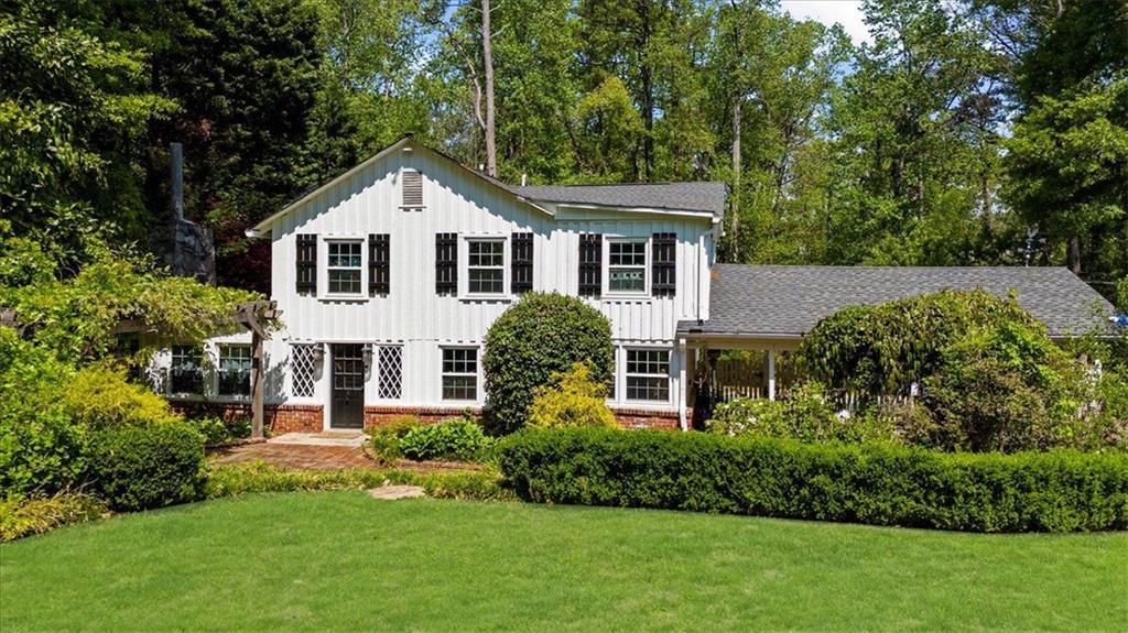 45 Michelle Cir., Atlanta, GA 30342