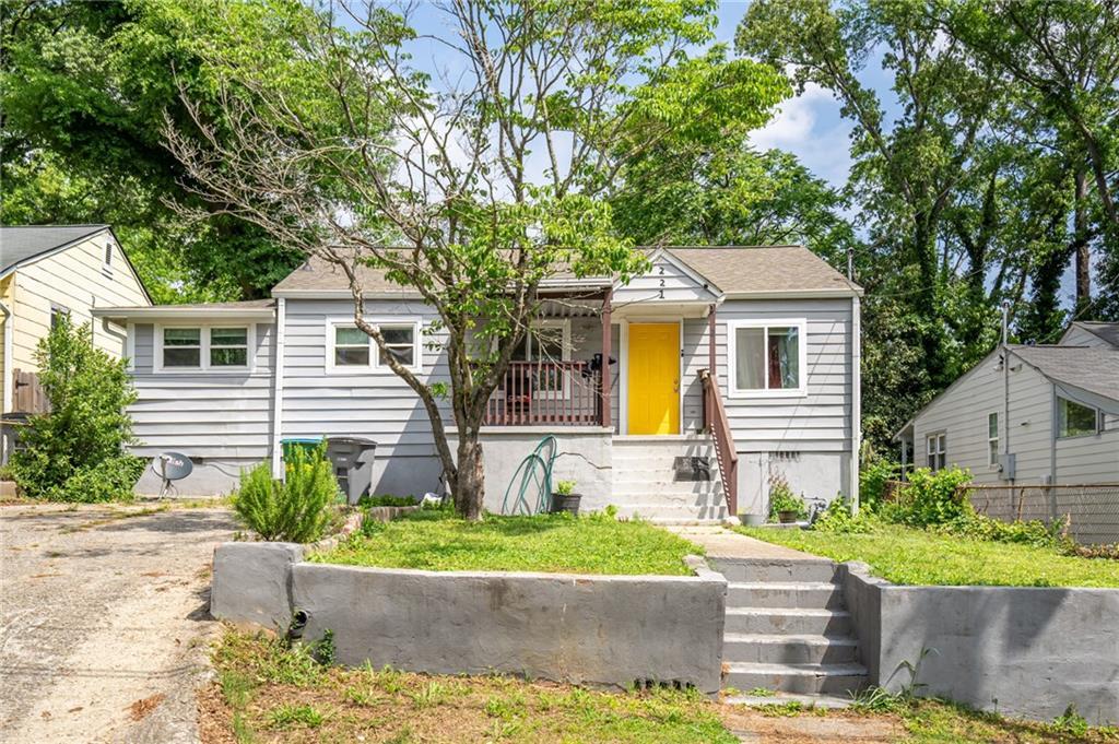 221 Birch St., Hapeville, GA 30354