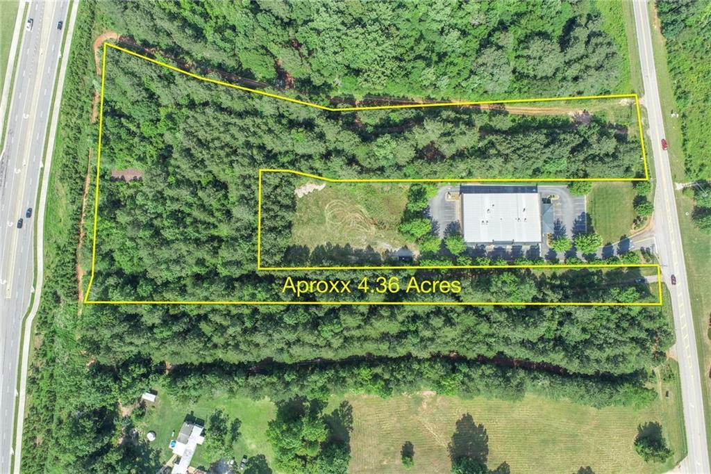 5378 Thompson Mill Rd., Hoschton, GA 30548