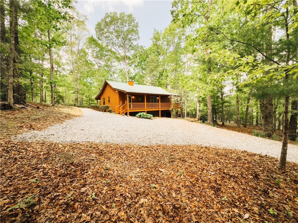 76 Mountain Woods Rd., Blairsville, GA 30512