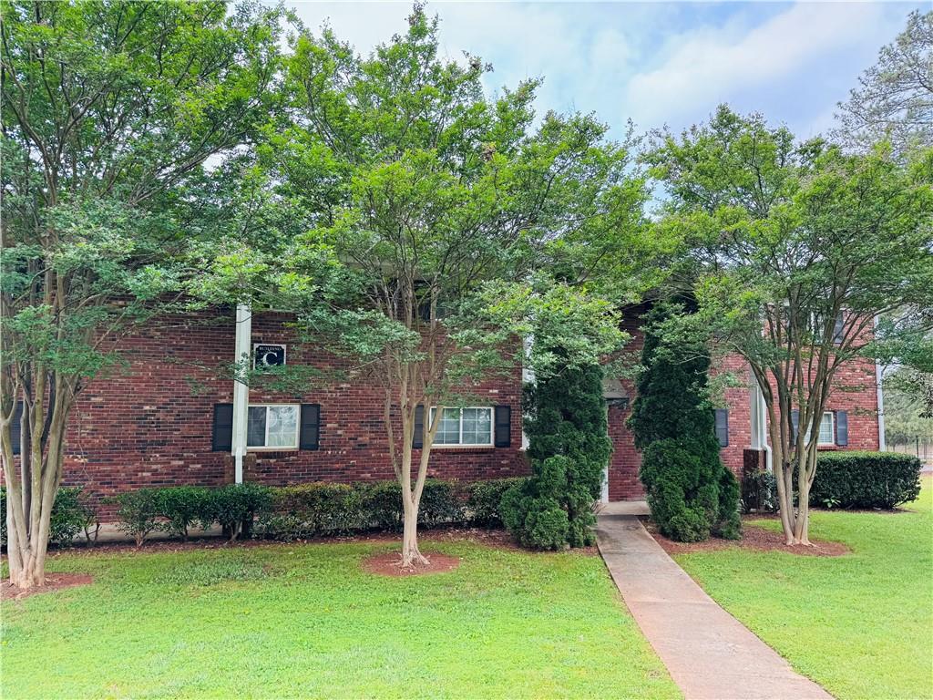 195 Sycamore Dr. #C24, Athens, GA 30606