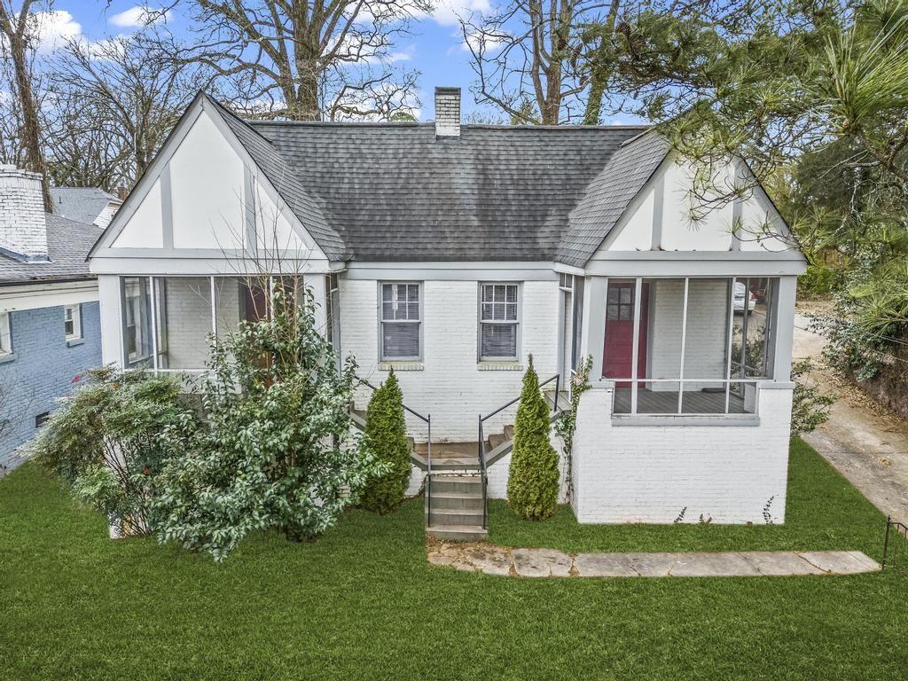 960 Byron Dr., Atlanta, GA 30310