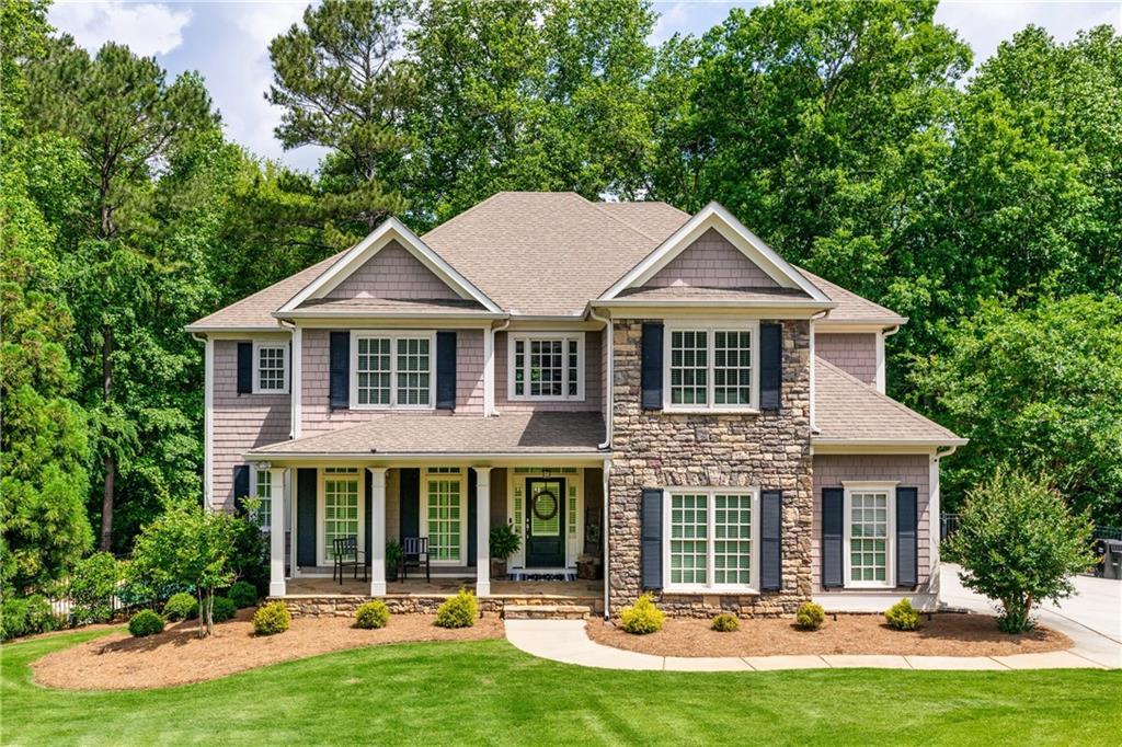 255 Ashmere Ct., Tyrone, GA 30290