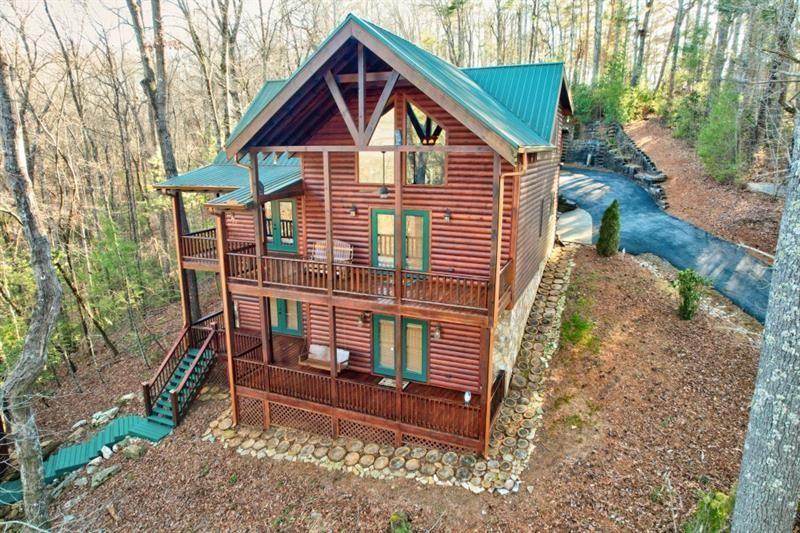 138 Lucius Ln., Cherry Log, GA 30522