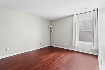 5010 Foxberry Ln., Roswell, GA 30075