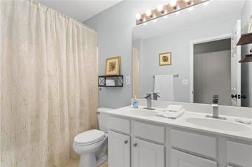 5010 Foxberry Ln., Roswell, GA 30075